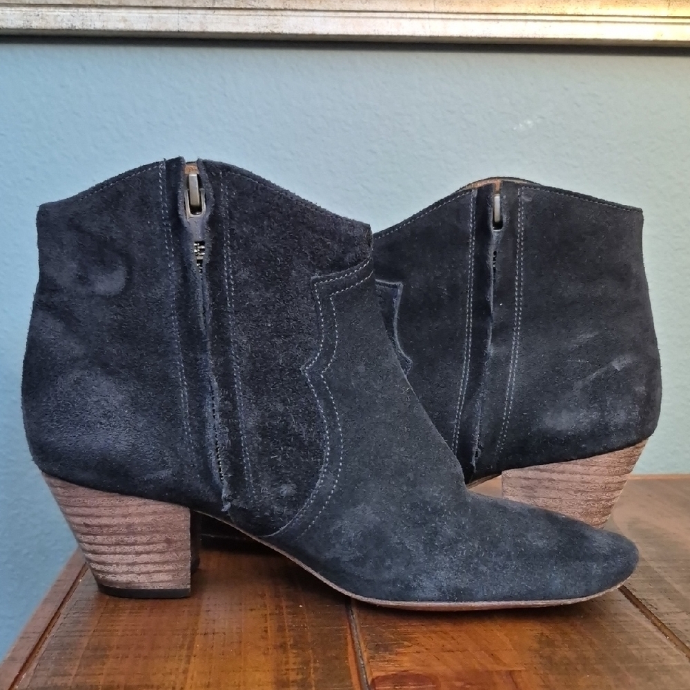 Isabel Marant Dicker Suede Ankle Boots - Picture 9 of 10